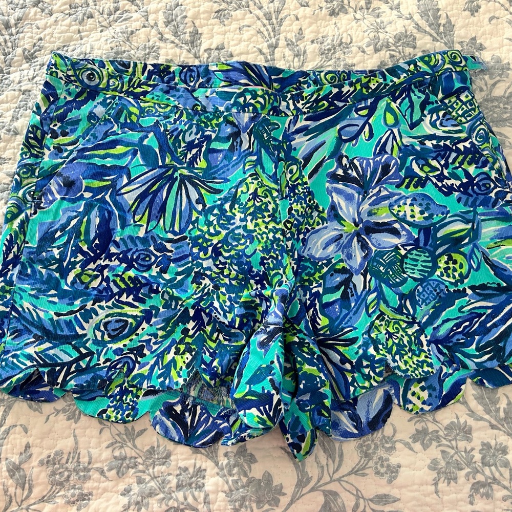 Lilly Pulitzer Blue and Green Patterned Shorts